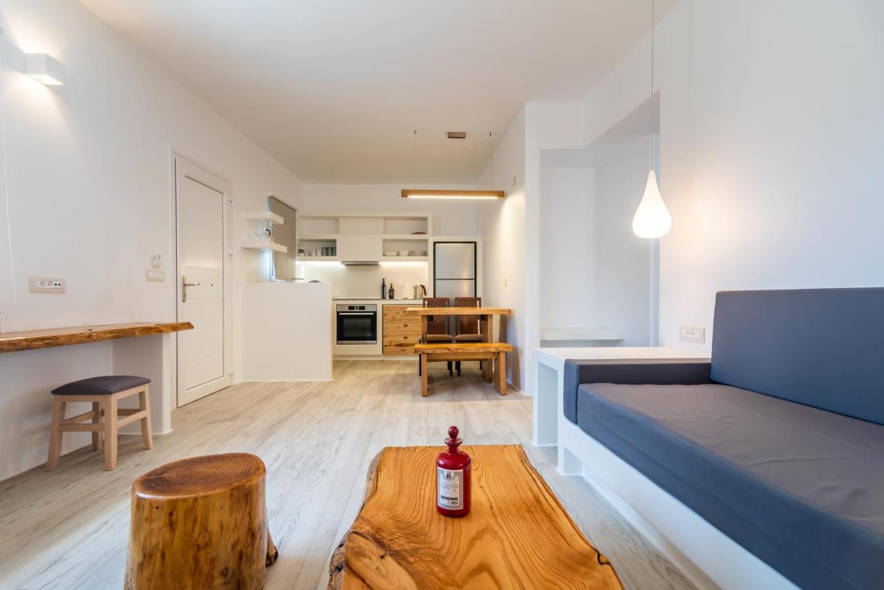 Akis Luxury House Apartment Adamantas  Exterior photo